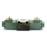 4/3 way valve  Used