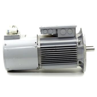 Three-phase motor with fan 