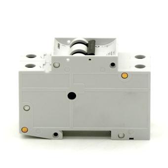 5 x Circuit breaker 