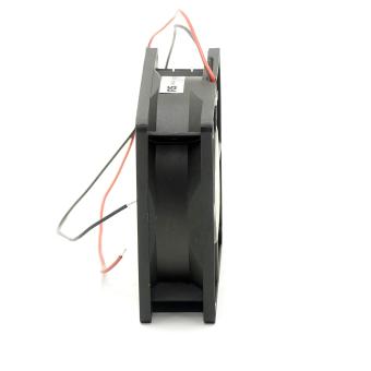 Axial fan 