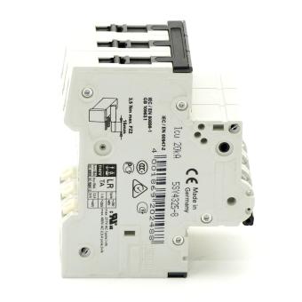 Circuit breaker 