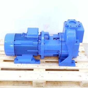 Self-priming centrifugal pump 