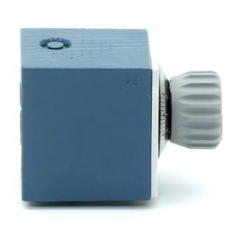 Flow control valve 