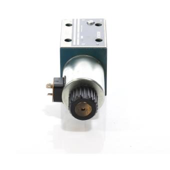 Hydraulic directional control valve  Used