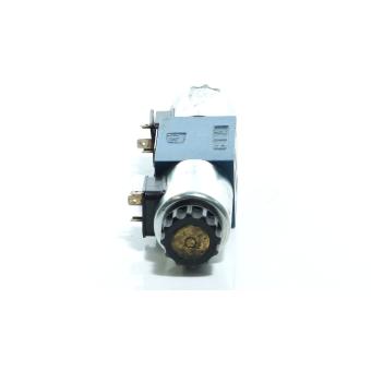 Hydraulic directional control valve  Used