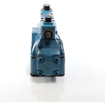4/3 way valve  Used