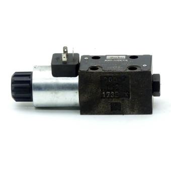 4/2 - Directional control valve  Used