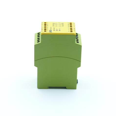 Not-Aus-Schaltgerät PNOZ X4 230VAC 3n/o 1n/c PNOZ X4 230VAC 3n/o1n/c Neu OVP