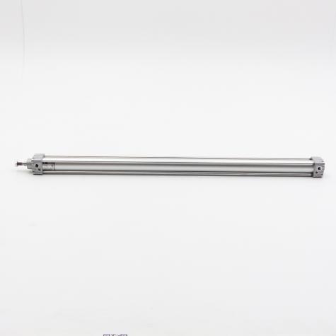 Kompaktzylinder 32 x 700  Neu