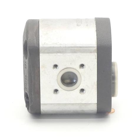 Gear pump  New