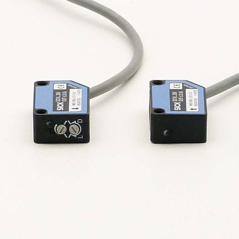 Miniature light Barrier WS100L-D1131 + WE100L-F1131 New