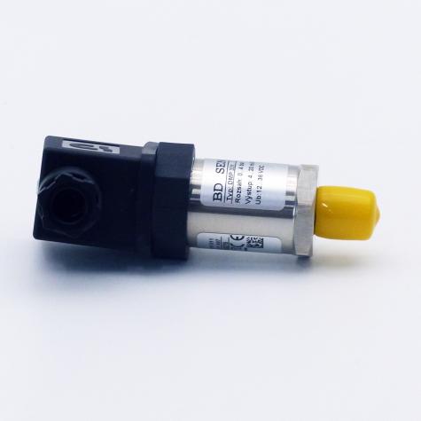 Pressure Transmitter DMP 331 110-4001-1-5-100-400-1-000 New