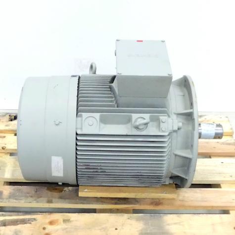 Three-phase motor  New