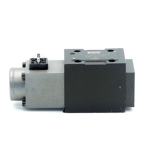 4/2 Directional control valve  New
