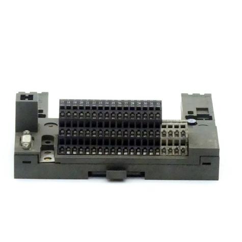 Terminal block for digital electronic modules  