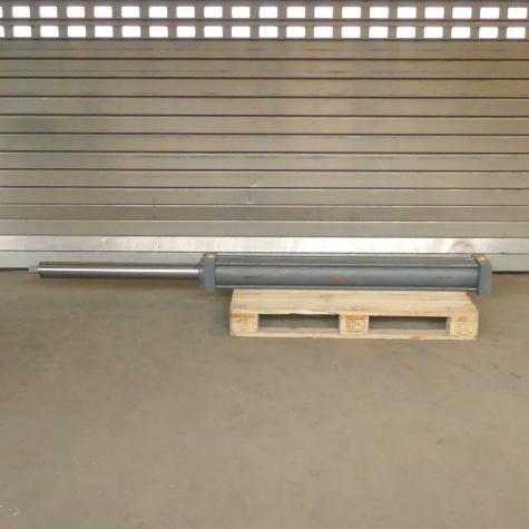 Hydraulic cylinder 567713/0 L45 New