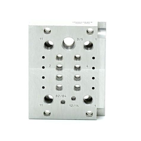 Multi-pin plug 152 421 Used