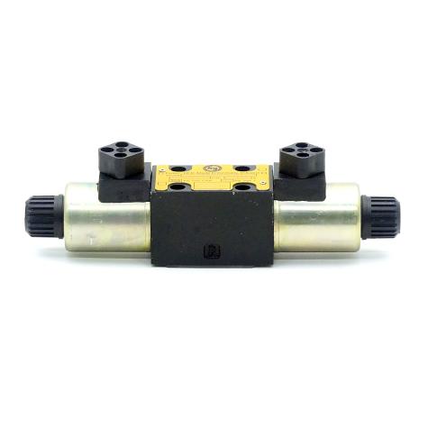 4/3 - Directional control valve  Used