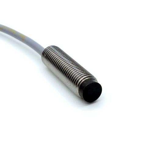 Induktiver Sensor BES011C Neu OVP