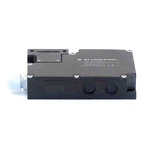 Solenoid interlock switch AZM 161SK-12/12RKA-024 