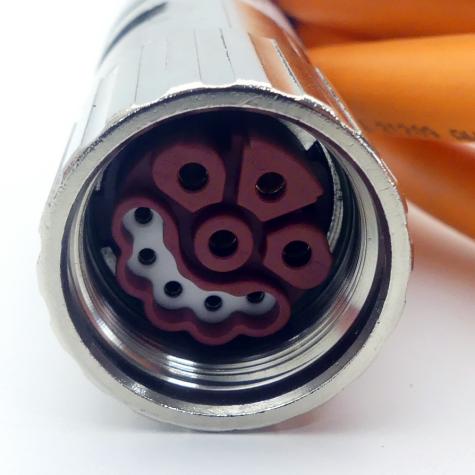 Servo drive cables 6m  Used
