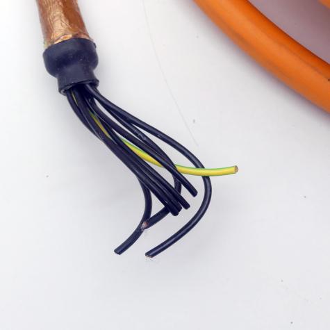 Servo drive cables, 10 m  Used