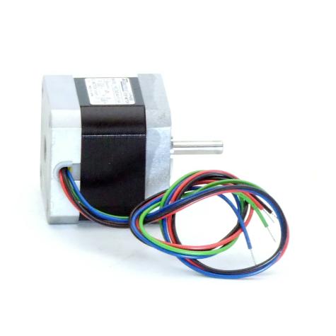 NEMA17 2-Phasen-Schrittmotor 1.8° 0.5Nm Litzen:4 0.85A Frontwelle:5mm  Neu OVP