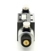 4/3 Way Valve 081WV10P1V1001WS024/00D0 081WV10P1V1001WS024/00D0 Used