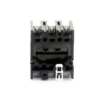Circuit breaker 
