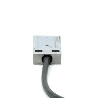 Inductive standard sensor BES 516-133-SA 3-C-PU-04 