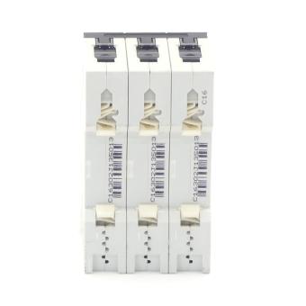 Circuit breaker 