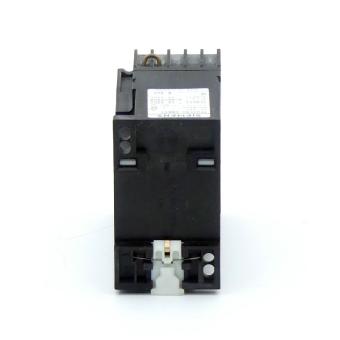 Time relay 