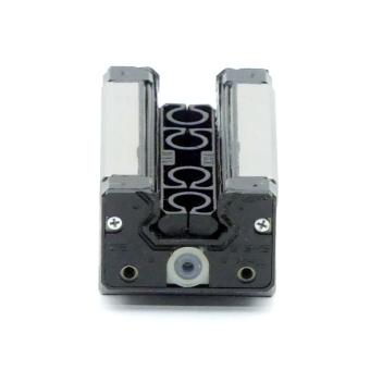 Linear guide carriage 