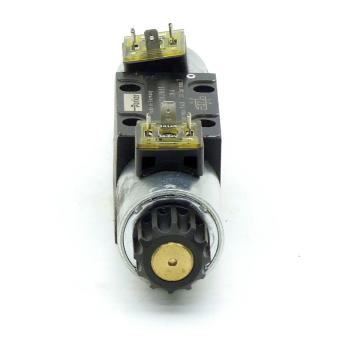 4/2 - Directional control valve  Used