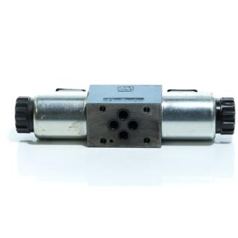 Hydraulic directional control valve  Used