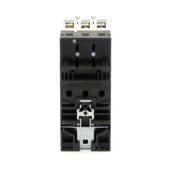 Circuit breaker 