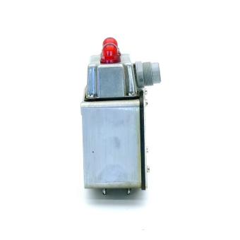 Pressure switch 