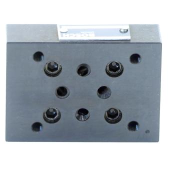 Housing cover 