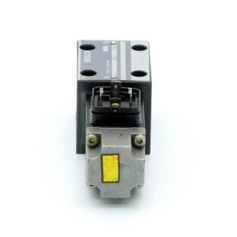 Distribution valve 081WV06P1N139WS024/00A0 