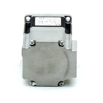 NEMA23 2-phase stepper motor 1.8° 0.9Nm Junction box 3.0A Front shaft: 6.35mm  
