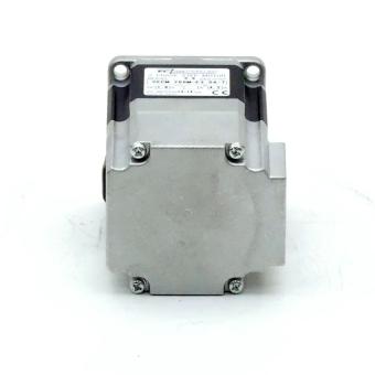 NEMA23 2-Phasen-Schrittmotor 0.9° 0.95Nm Anschlußkasten 2.0A Frontwelle:6.35mm  