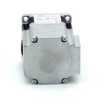 NEMA23 2-phase stepper motor 0.9° 0.44Nm Junction box 2.0A Front shaft: 6.35mm  