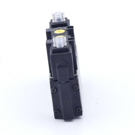 3/2 Directional control valve 5 763 990 220  New