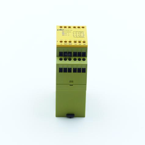 Not-Aus-Schaltgerät PNOZ X4 230VAC 3n/o 1n/c PNOZ X4 230VAC 3n/o1n/c Neu OVP