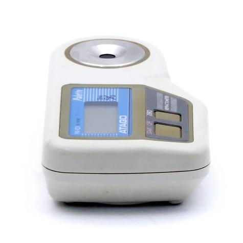 Digital Refractometer PR101  Used