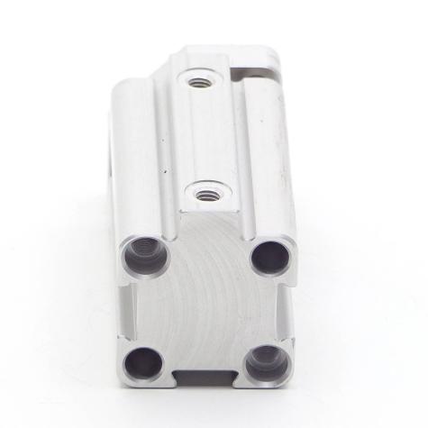 Pneumatikzylinder 20 x 20  Neu