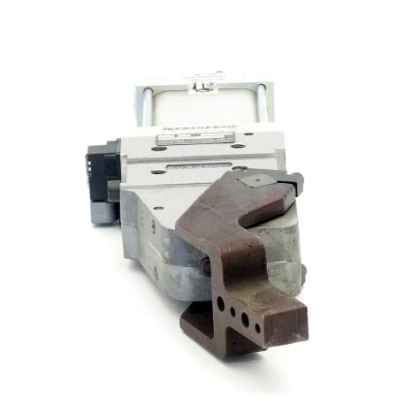 Pneumatic clamp 45° - 135 °  Used