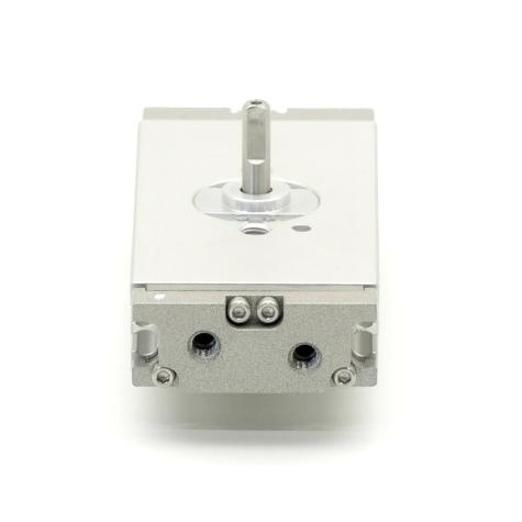 Compact rotary actuator  