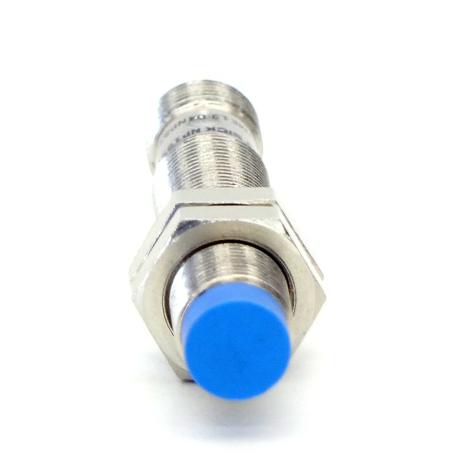 Inductive proximity sensor 1040748 New