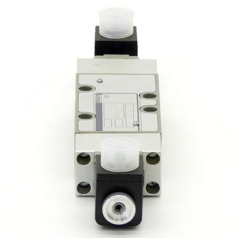 5/3-Wege-Doppelmagnetventil  Neu